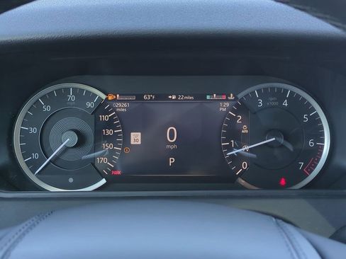 Used 2022 Land Rover Range Rover Velar R-Dynamic S image 37