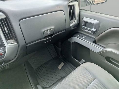 Used 2018 Chevrolet Silverado 1500 LT w/ All Star Edition image 17