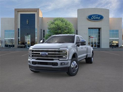 New 2026 Ford F450 Platinum w/ Platinum Plus Package image 2