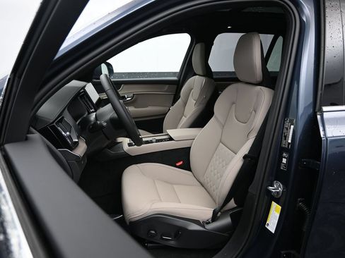 New 2026 Volvo XC90 B6 Plus w/ Protection Package AWD/4WD image 20