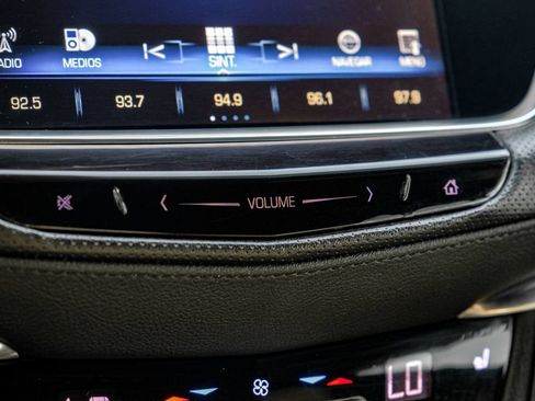 Used 2017 Cadillac XT5 Luxury w/ Driver Awareness Package FWD image 27