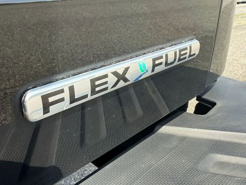 Used 2016 Ford F250 XLT w/ XLT Value Package AWD/4WD image 11