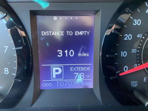 Used 2017 Toyota Sienna LE FWD image 10