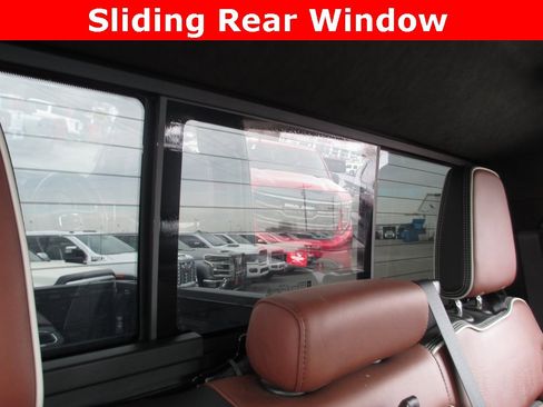 Used 2024 GMC Sierra 2500 Denali Ultimate image 27