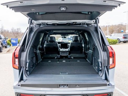 New 2026 Ford Expedition Platinum w/ Stealth Performance Package AWD/4WD image 9