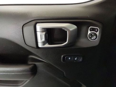 Used 2023 Jeep Wrangler Unlimited Sport AWD/4WD image 14