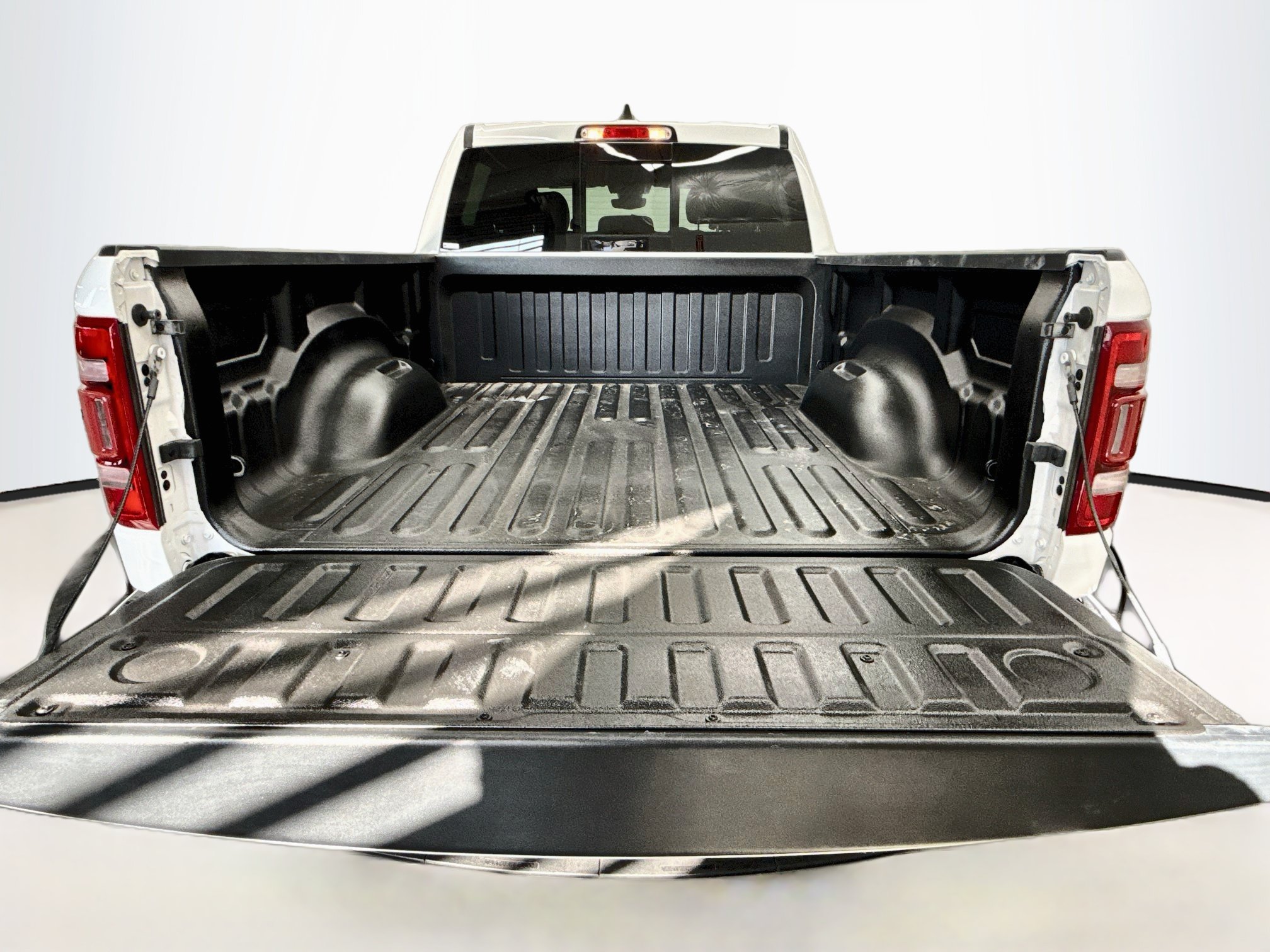 Used 2023 RAM 1500 Big Horn AWD/4WD image 28
