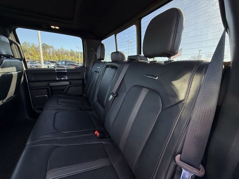 Certified 2022 Ford F450 Platinum w/ FX4 Off-Road Package image 27