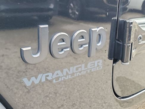 Used 2020 Jeep Wrangler Unlimited Sport AWD/4WD image 8