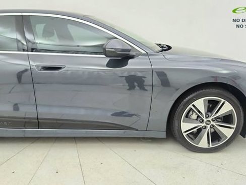 Used 2025 Audi A6 e-tron Premium Plus w/ Premium Plus RWD image 8