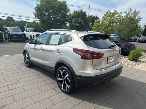 Used 2022 Nissan Rogue Sport SL w/ Premium Package AWD/4WD image 5