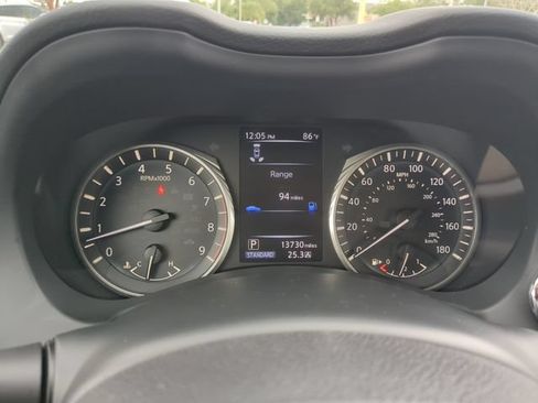 Used 2024 INFINITI Q50 Luxe w/ Cargo Package RWD image 34