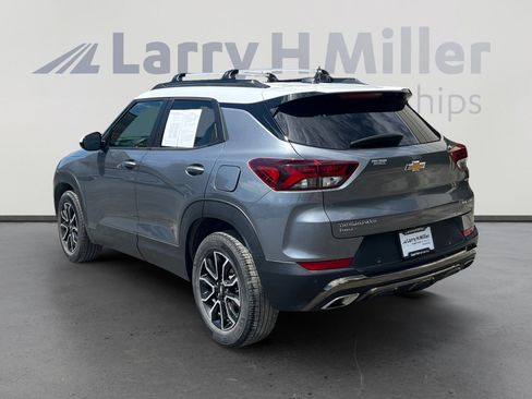 Used 2021 Chevrolet TrailBlazer ACTIV w/ Technology Package AWD/4WD image 3