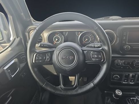 Used 2020 Jeep Wrangler Sport AWD/4WD image 12