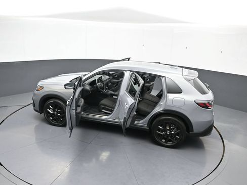 Certified 2024 Honda HR-V Sport image 42