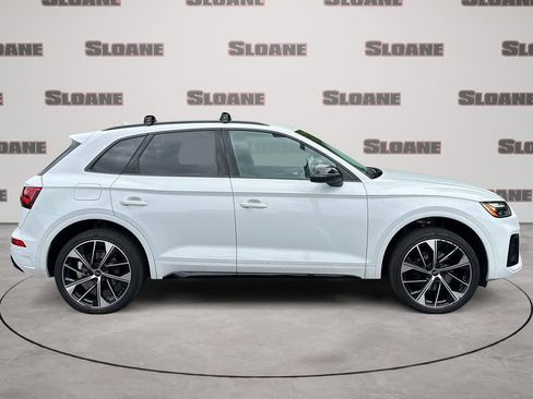 Certified 2024 Audi SQ5 Premium Plus w/ Premium Plus Package AWD/4WD image 6