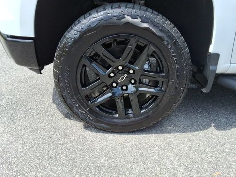 Certified 2025 Chevrolet Silverado 1500 LT Trail Boss w/ Convenience Package II AWD/4WD image 10