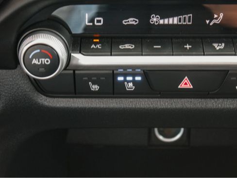 Used 2026 MAZDA CX-50 AWD 2.5 Hybrid w/ Premium Pkg image 20