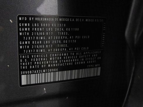 Used 2020 Volkswagen Tiguan S image 42