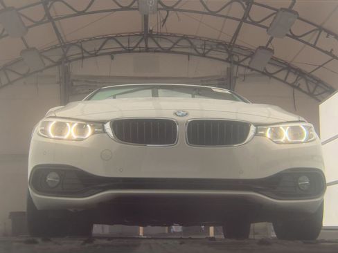 Used 2019 BMW 430i Convertible w/ Convenience Package image 3