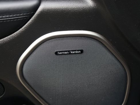 Used 2018 Jeep Grand Cherokee High Altitude image 14