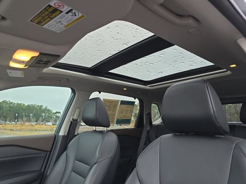 Used 2023 Nissan Rogue SV w/ SV Premium B Package image 30