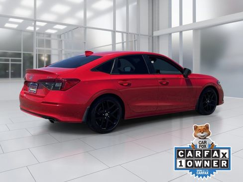 Used 2022 Honda Civic Sport image 6