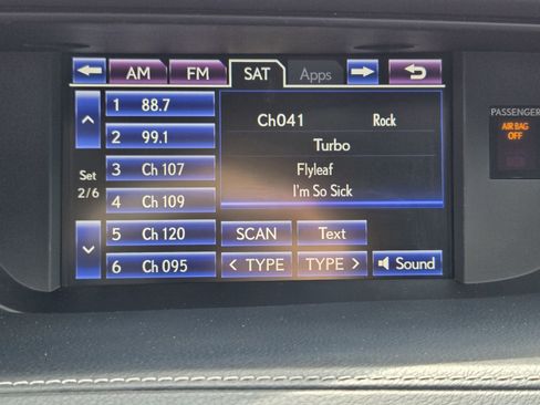 Used 2014 Lexus ES 300h w/ Luxury Package w/Bamboo Trim FWD image 15