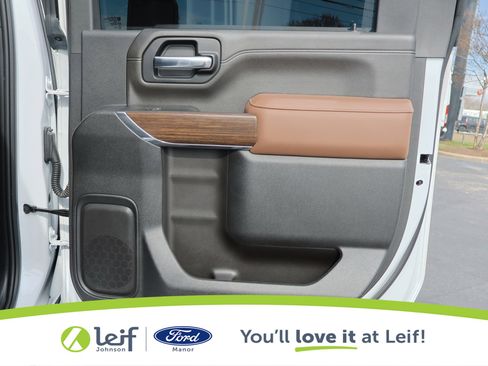 Used 2023 Chevrolet Silverado 2500 High Country w/ Safety Package II image 31