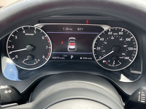 Used 2023 Nissan Rogue S AWD/4WD image 26