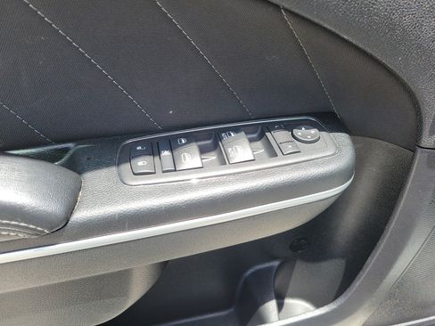 Used 2023 Dodge Charger SXT RWD image 13