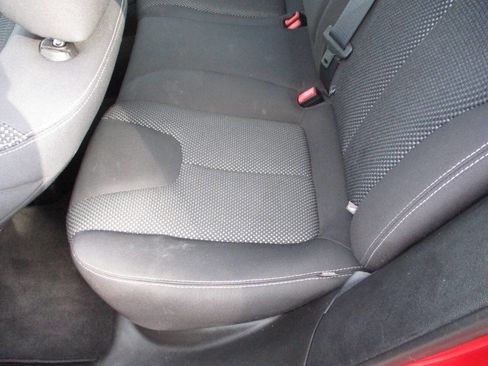 Used 2015 Dodge Dart SXT image 6