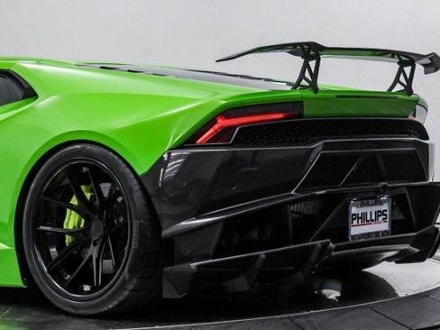 Used 2015 Lamborghini Huracan LP 610-4 image 10