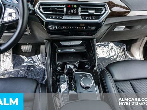 Used 2025 BMW X4 xDrive30i AWD/4WD image 39