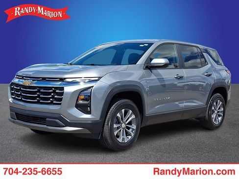Used 2026 Chevrolet Equinox LT FWD image 1