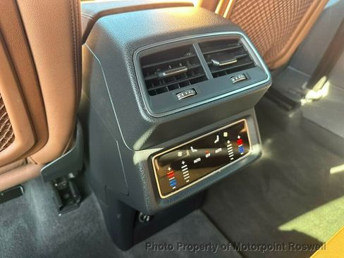 Used 2022 Audi e-tron Premium w/ Interior Protection Package image 20