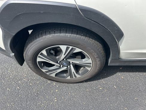 Used 2024 Subaru Crosstrek 2.0i Premium image 12