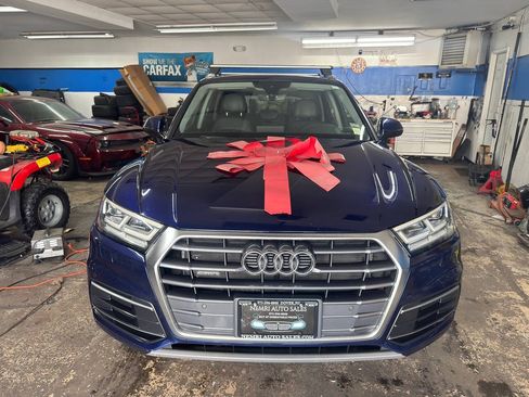 Used 2018 Audi Q5 2.0T Premium Plus w/ Premium Plus Package AWD/4WD image 3