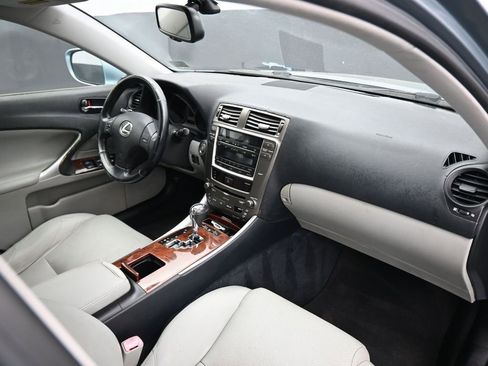 Used 2006 Lexus IS 350 image 32