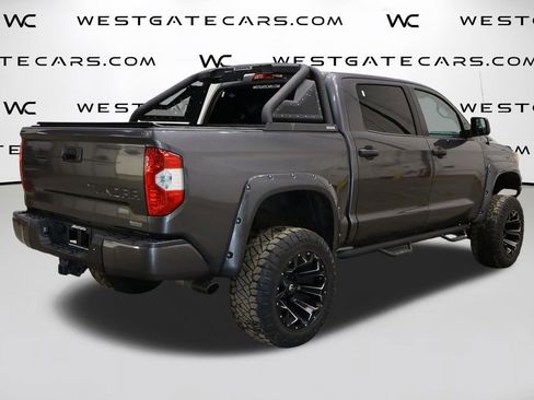 Used 2017 Toyota Tundra SR5 w/ SR5 Upgrade Package AWD/4WD image 40