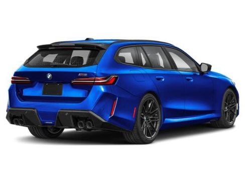 Used 2026 BMW M5 Touring w/ M Driver's Package AWD/4WD image 2