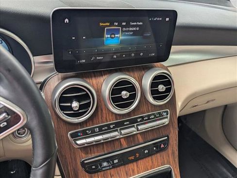 Used 2022 Mercedes-Benz GLC 300 4MATIC image 14