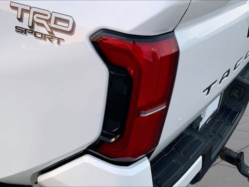 Used 2024 Toyota Tacoma TRD Sport RWD image 25