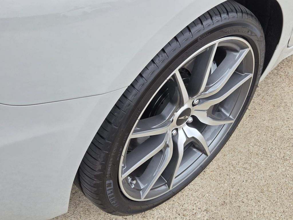 Used 2026 Genesis G70 2.5T AWD/4WD image 7