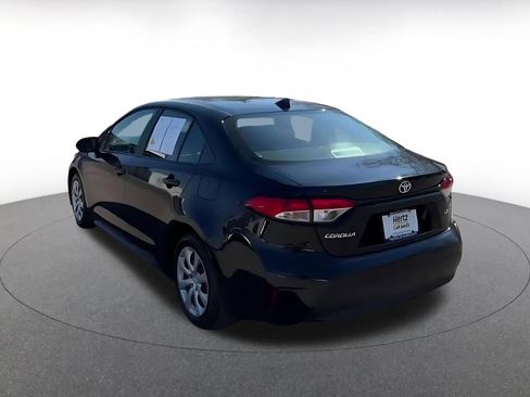 Used 2025 Toyota Corolla LE image 11