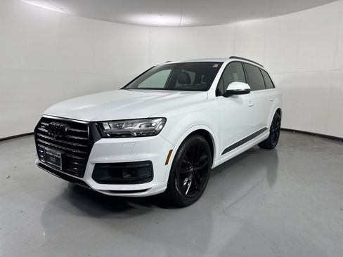Used 2018 Audi Q7 3.0T Prestige w/ Prestige Package AWD/4WD image 31