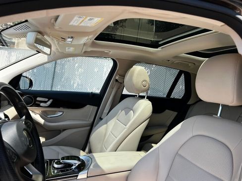 Used 2016 Mercedes-Benz GLC 300 4MATIC w/ Multimedia Package image 16