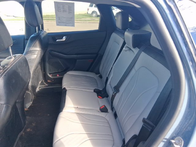 Used 2025 Ford Escape Platinum w/ Premium Technology Package AWD/4WD image 18