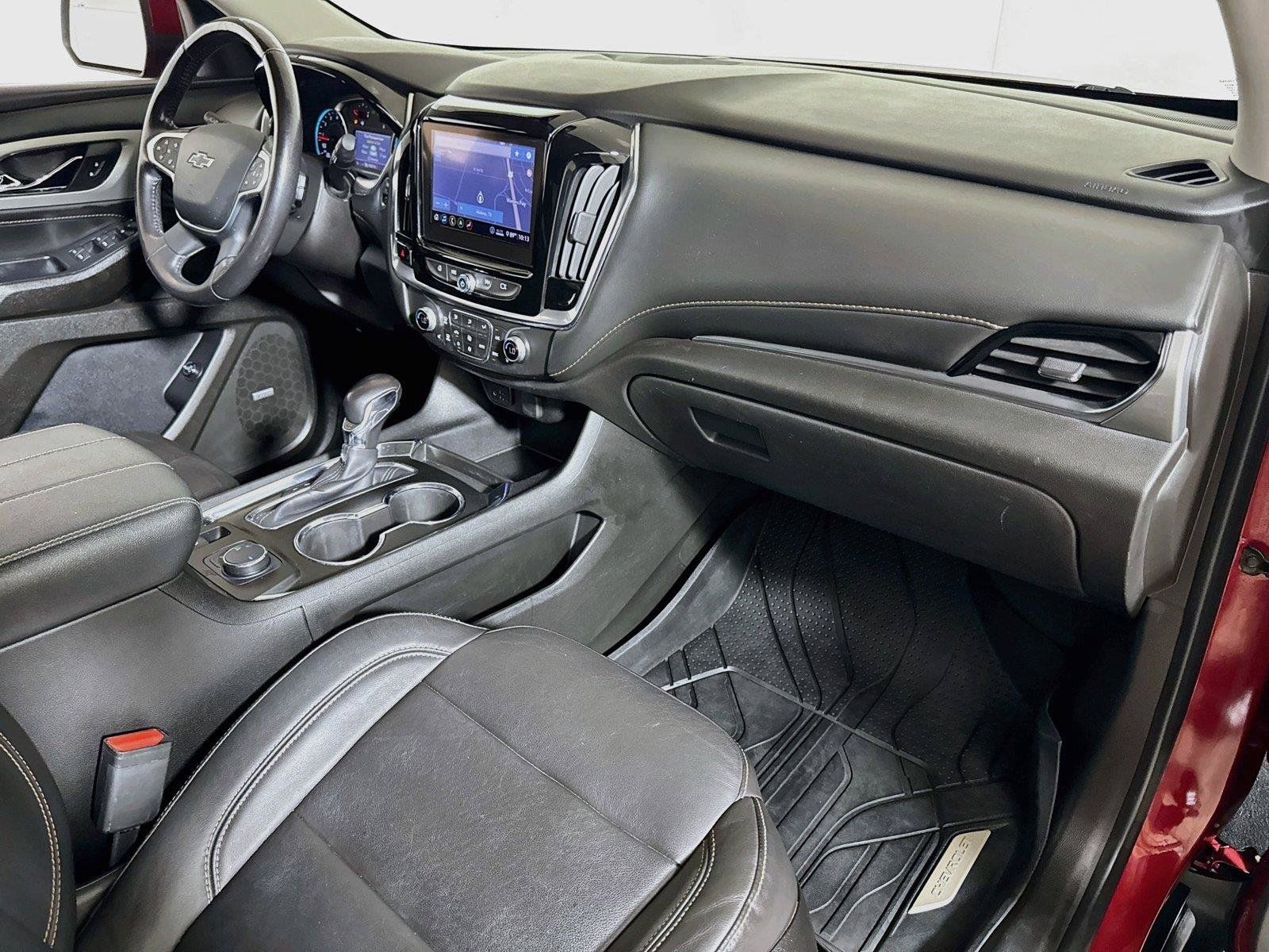 Used 2021 Chevrolet Traverse RS FWD image 29