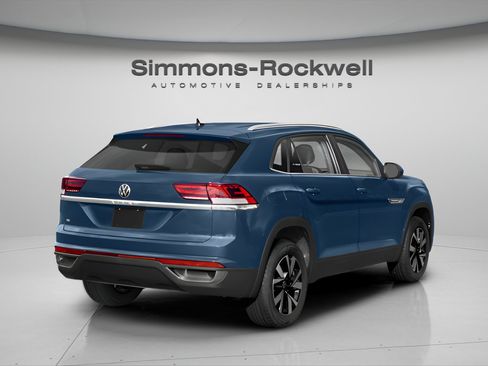 Used 2022 Volkswagen Atlas Cross Sport SE AWD/4WD image 8